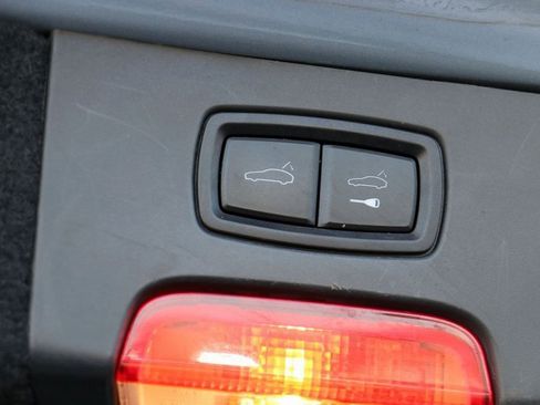 Used 2016 Porsche Cayenne GTS image 41