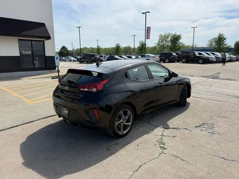 Used 2019 Hyundai Veloster 2.0 FWD image 14
