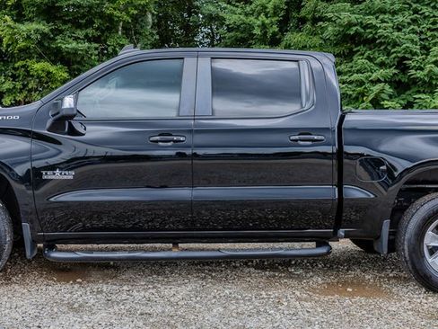 Used 2019 Chevrolet Silverado 1500 LT w/ Texas Edition RWD image 2