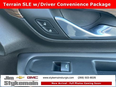 Used 2018 GMC Terrain SLE w/ Driver Convenience Package image 10