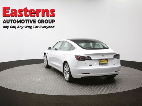 Used 2019 Tesla Model 3 Standard Range image 62
