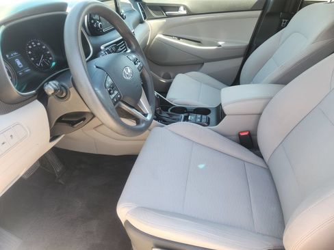 Used 2019 Hyundai Tucson SE FWD image 16