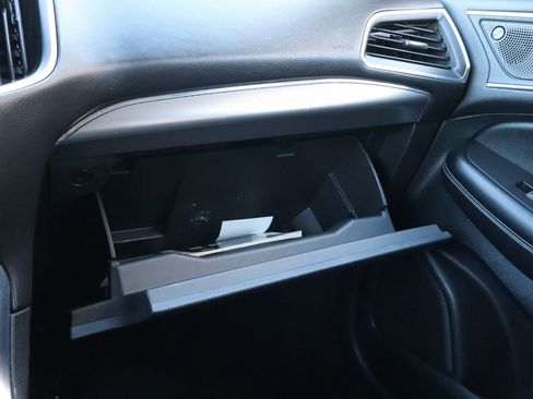 Used 2022 Ford Edge Titanium w/ Equipment Group 301A image 37