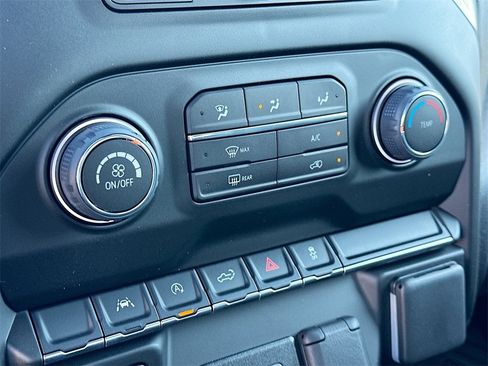 New 2026 Chevrolet Silverado 1500 Custom w/ LPO, Dark Essentials Package image 10