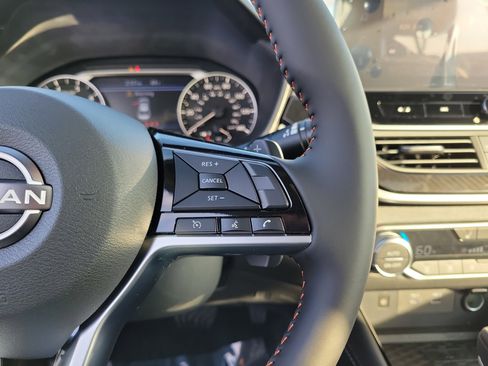 New 2025 Nissan Altima 2.5 SR w/ SR Premium Package image 23