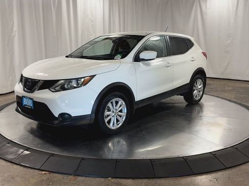 Used 2018 Nissan Rogue Sport S w/ S Appearance Package image 6