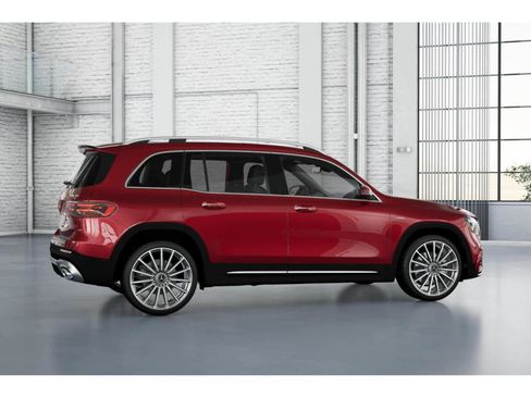 New 2026 Mercedes-Benz GLB 35 AMG 4MATIC image 17
