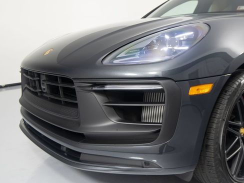 Certified 2024 Porsche Macan GTS AWD/4WD image 36
