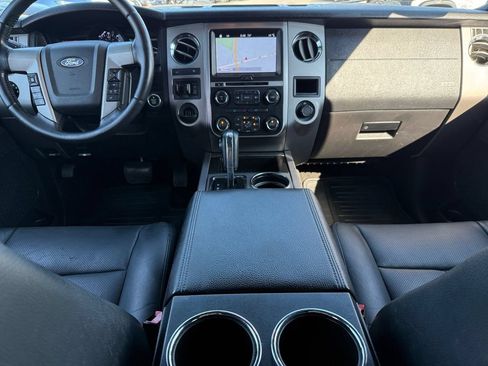Used 2017 Ford Expedition Limited w/ Equipment Group 301A RWD image 13