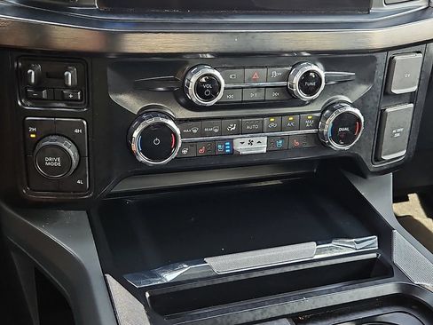 Used 2025 Ford F450 Lariat w/ Lariat Ultimate Package AWD/4WD image 28