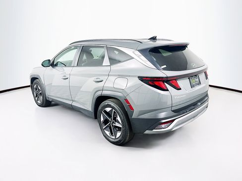 Used 2025 Hyundai Tucson SEL FWD image 5