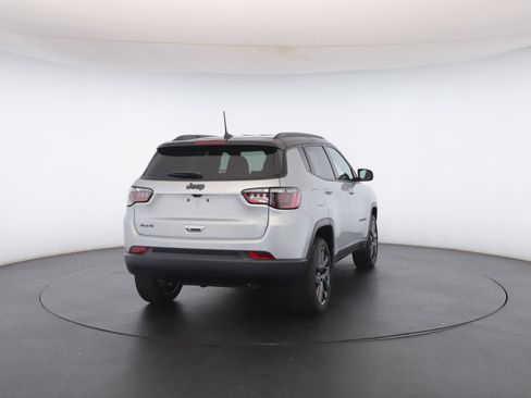 New 2026 Jeep Compass Limited image 24