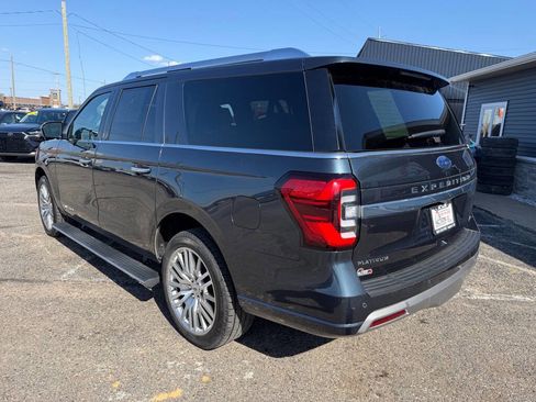 Used 2023 Ford Expedition Max Platinum AWD/4WD image 3