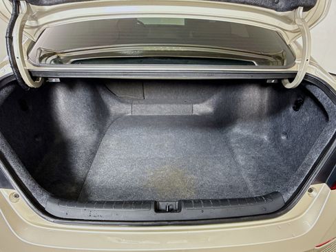 Used 2019 Honda Accord Touring image 33