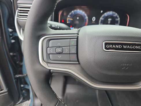 New 2026 Jeep Grand Wagoneer Limited AWD/4WD image 15