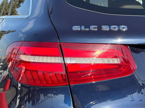Used 2019 Mercedes-Benz GLC 300 image 28