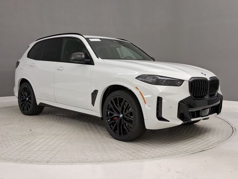New 2026 BMW X5 sDrive40i w/ M Sport Package RWD image 5
