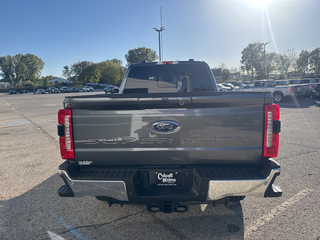 New 2026 Ford F350 XLT w/ XLT Premium Package AWD/4WD image 3