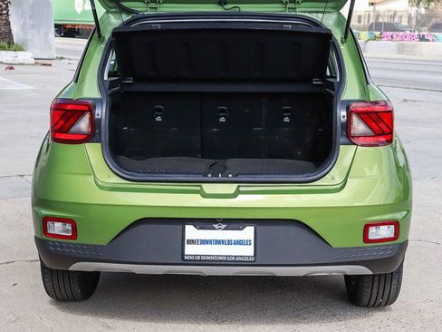 Used 2024 Hyundai Venue SEL image 29