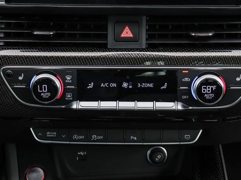 Used 2023 Audi S5 Premium Plus w/ Premium Plus image 19