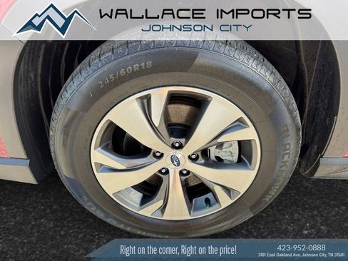 Certified 2023 Subaru Ascent Premium w/ Convenience Package AWD/4WD image 9