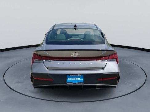 Used 2026 Hyundai Elantra SEL Sport Premium FWD image 6