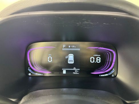 Used 2025 Kia Soul LX w/ LX Technology Package FWD image 28