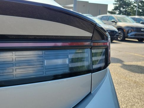 Used 2025 Hyundai Sonata SEL FWD image 7