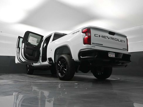 New 2026 Chevrolet Silverado 2500 Custom w/ Custom Value Package image 31