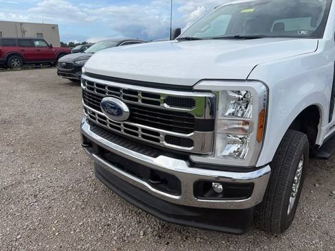 Used 2026 Ford F250 XLT AWD/4WD image 2