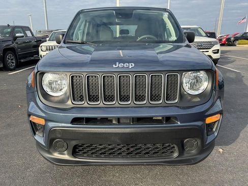 Used 2023 Jeep Renegade Latitude image 9