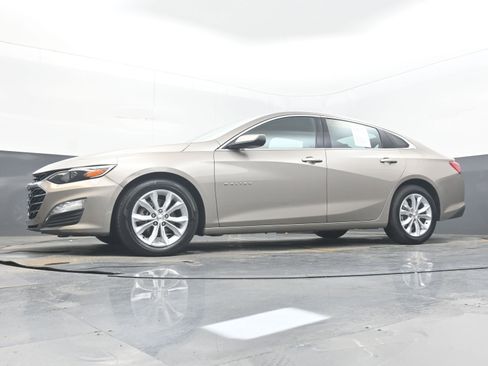 Used 2025 Chevrolet Malibu LT FWD image 22