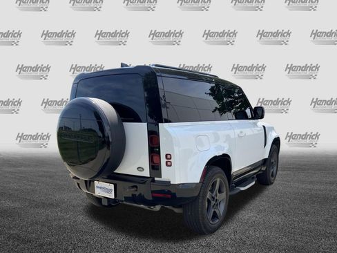 Used 2023 Land Rover Defender 90 X-Dynamic SE AWD/4WD image 11