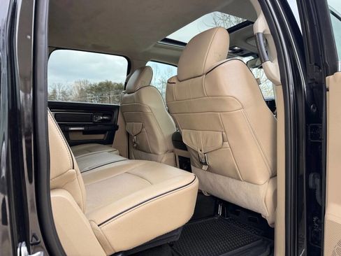 Used 2018 RAM 3500 Laramie Longhorn image 20