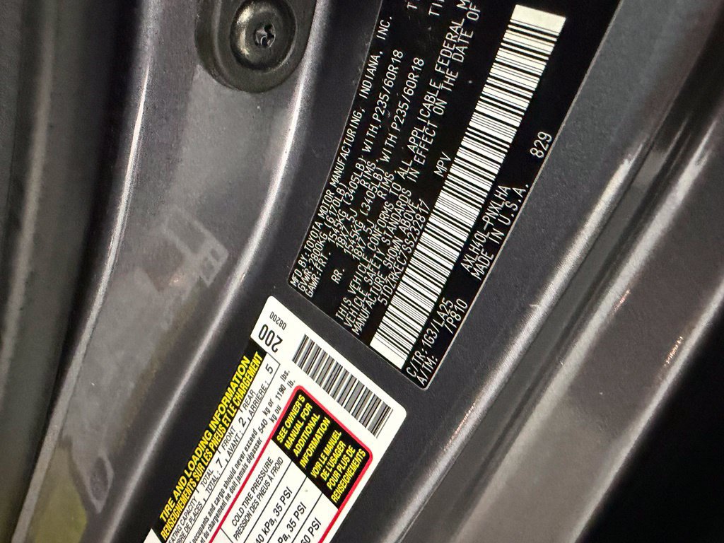 Used 2025 Toyota Sienna Limited FWD image 23