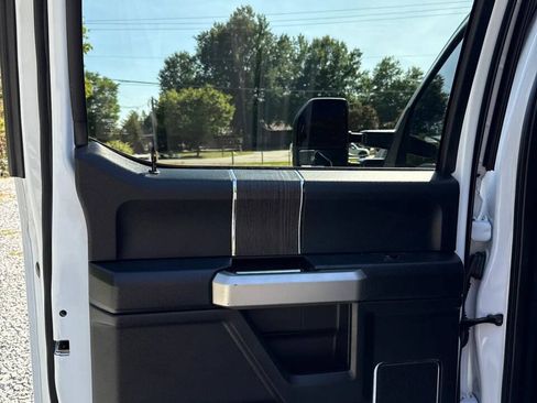Used 2020 Ford F350 Lariat AWD/4WD image 18