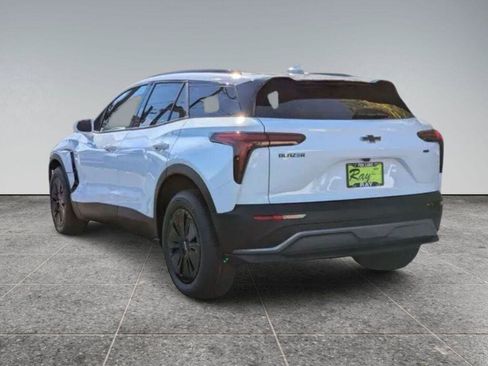 New 2026 Chevrolet Blazer EV LT AWD/4WD image 8