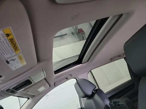 Certified 2023 Honda CR-V EX-L image 24