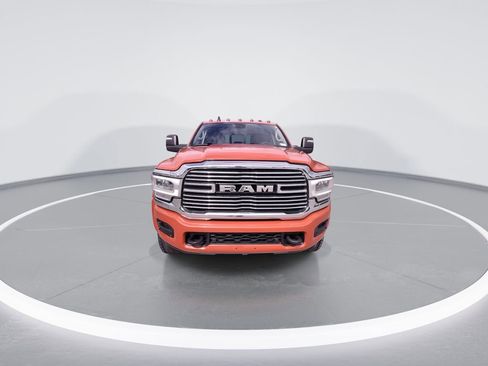 Used 2024 RAM 4500 Laramie image 3