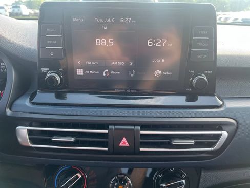 Used 2021 Kia Seltos S AWD/4WD image 8