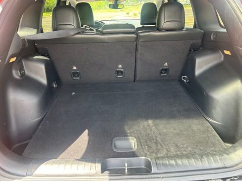 Used 2021 Jeep Cherokee Trailhawk image 7