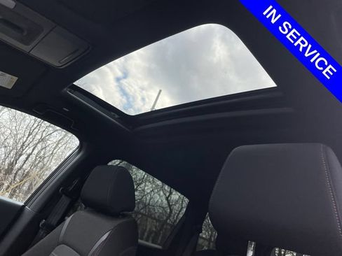 Used 2025 Honda CR-V Sport image 17