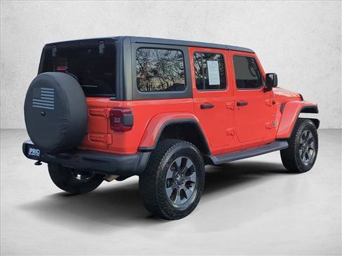 Used 2018 Jeep Wrangler Unlimited Sahara image 5