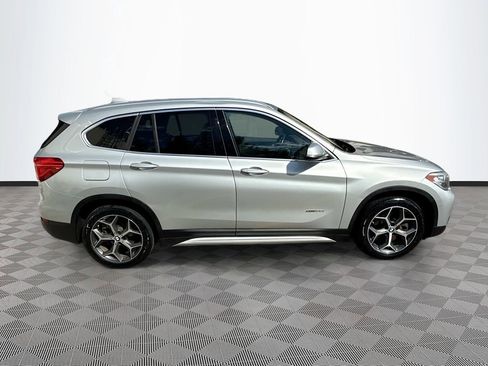 Used 2018 BMW X1 xDrive28i AWD/4WD image 9