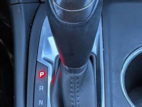 Used 2019 Chevrolet Equinox LT image 11