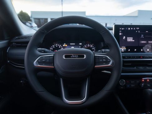 New 2026 Jeep Compass Latitude AWD/4WD image 28