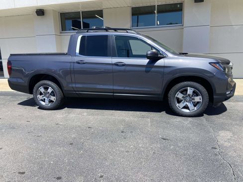 New 2026 Honda Ridgeline RTL image 2