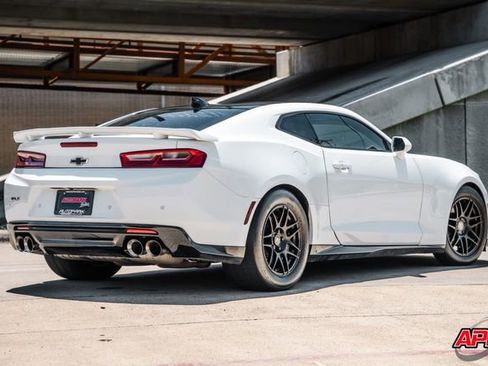 Used 2018 Chevrolet Camaro ZL1 RWD image 58