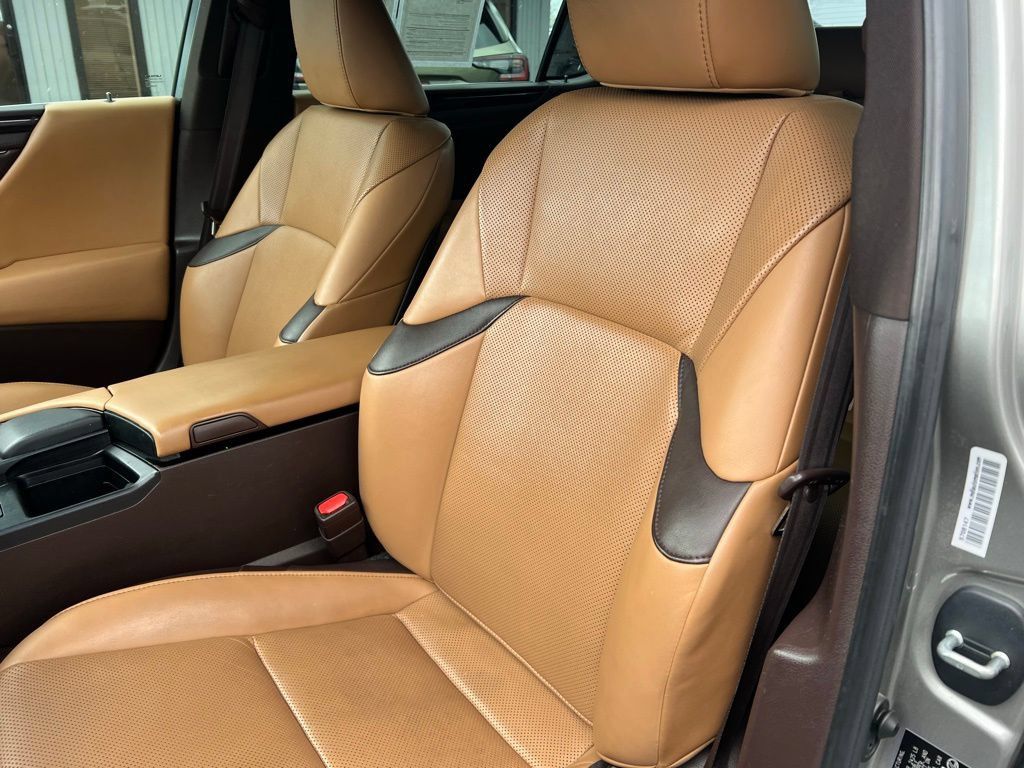 Used 2019 Lexus ES 350 w/ Premium Package FWD image 10
