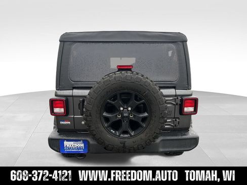 Used 2022 Jeep Wrangler Sport AWD/4WD image 4